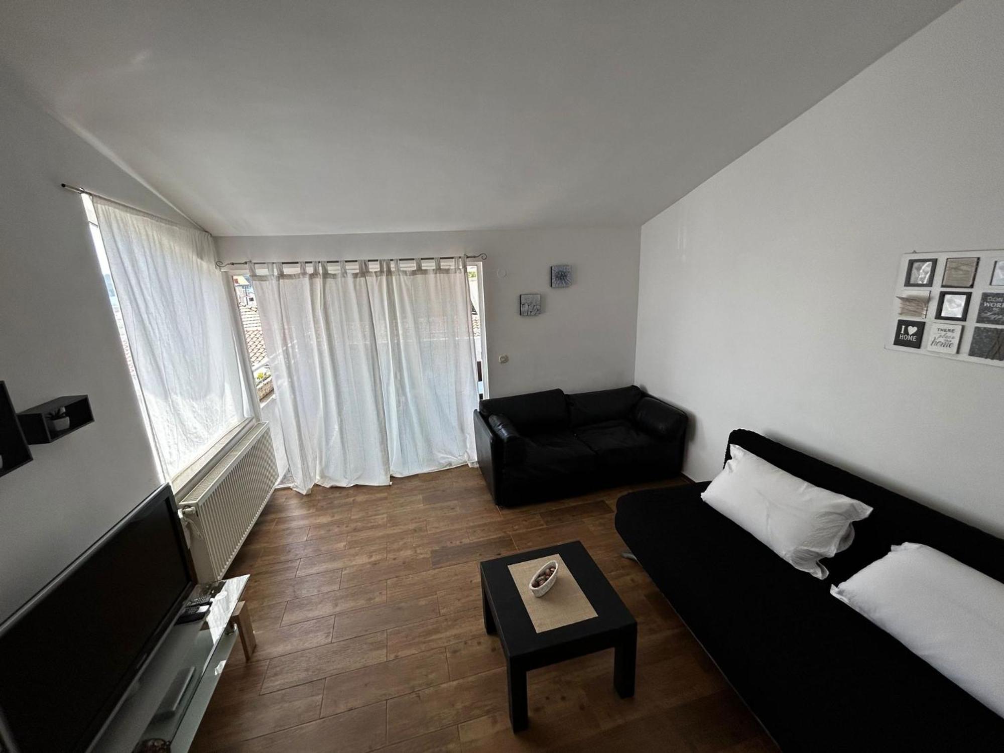 Apartments Petrovic Пировац Екстериор снимка