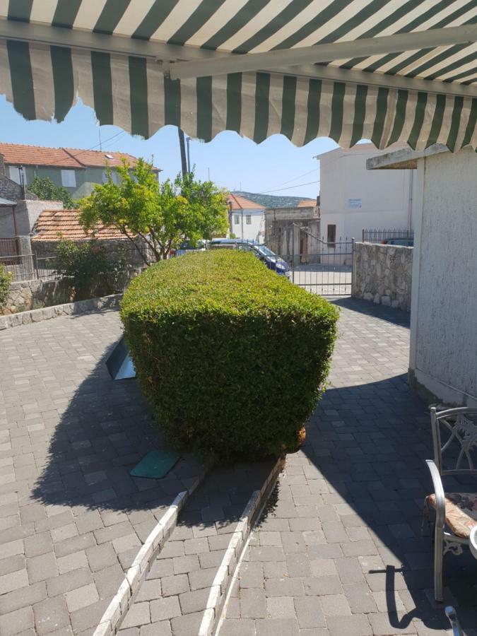 Apartments Petrovic Пировац Екстериор снимка