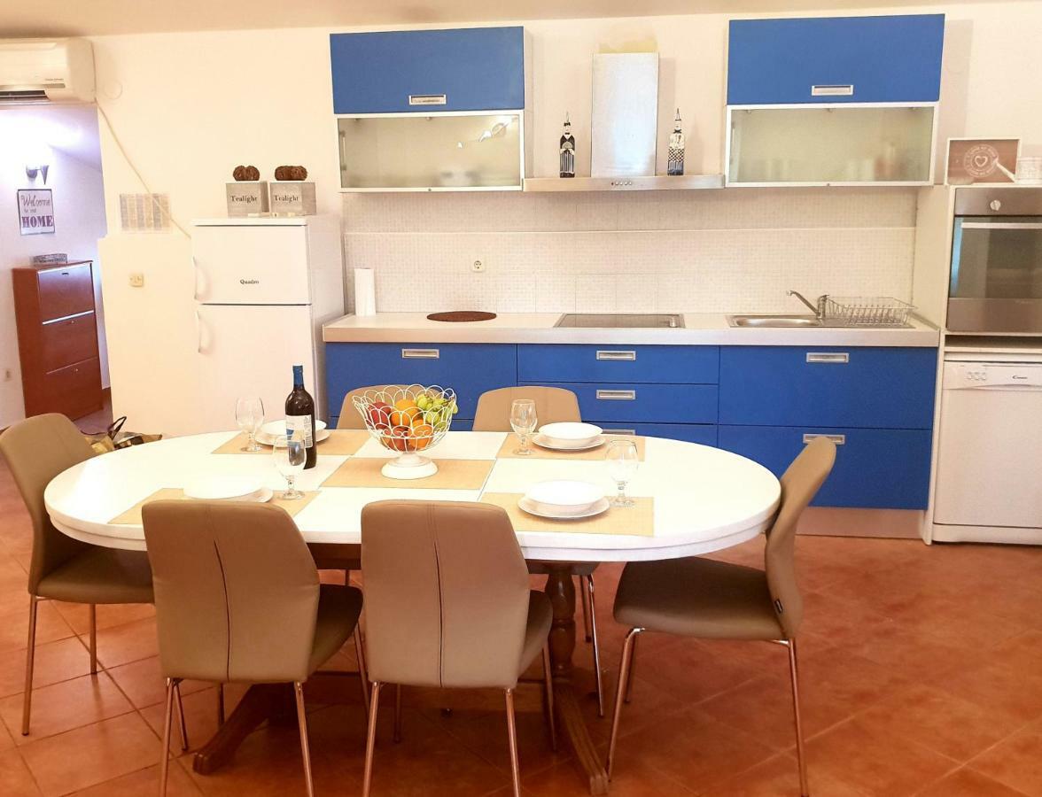 Apartments Petrovic Пировац Екстериор снимка